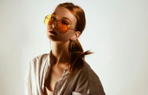 Yeşil Elbise Altına Ne Renk Ayakkabı: Moda İpuçları ve Stil Önerileri tarzkadin.com2